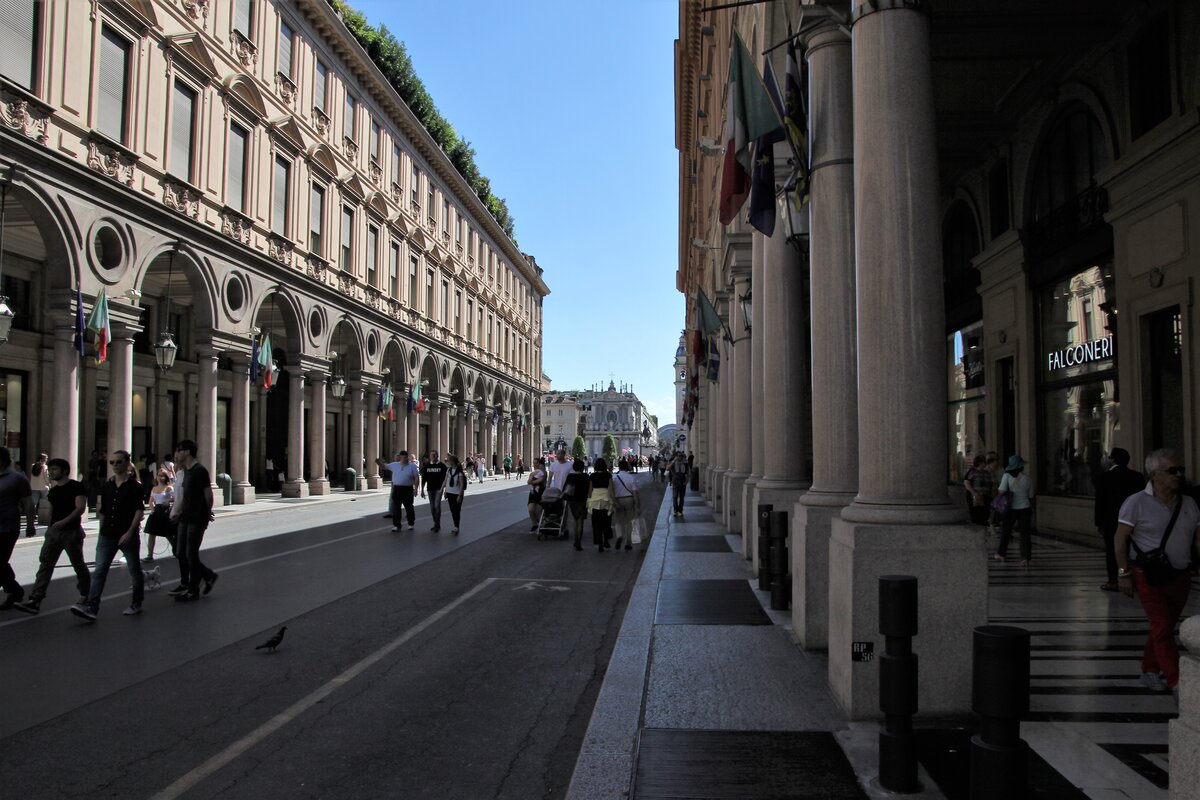 Via Roma, Torino — an Italian city streetscape